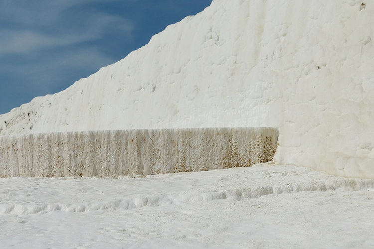 世邦集团对于重钙粉生产设备优荐