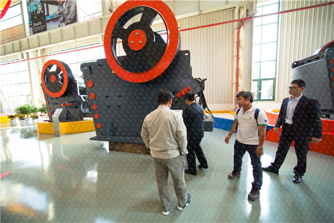 石头石子破碎机价格多少,有没有高清实拍图片?