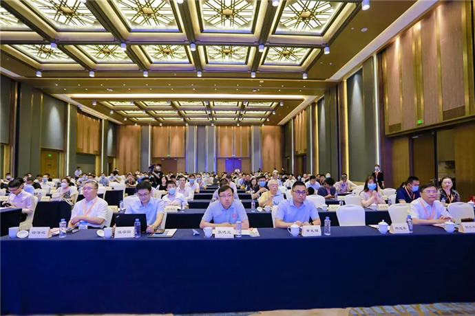 世邦集团亮相第六届全国建筑固废处理及资源化利用研讨会