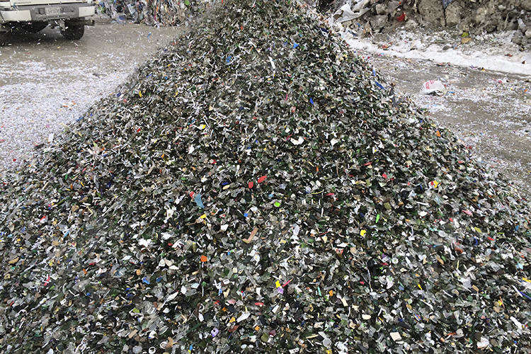 江苏时产200吨废旧垃圾回收处理生产线