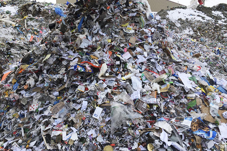 江苏时产200吨废旧垃圾回收处理生产线