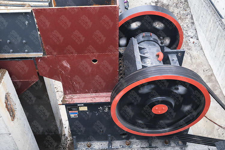 江西时产200-250吨长石破碎生产线