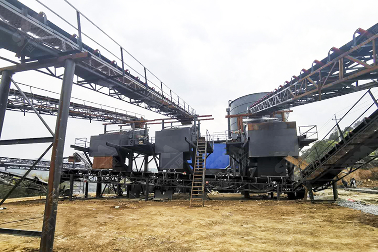 江西时产300吨钾钠长石破碎制砂生产线